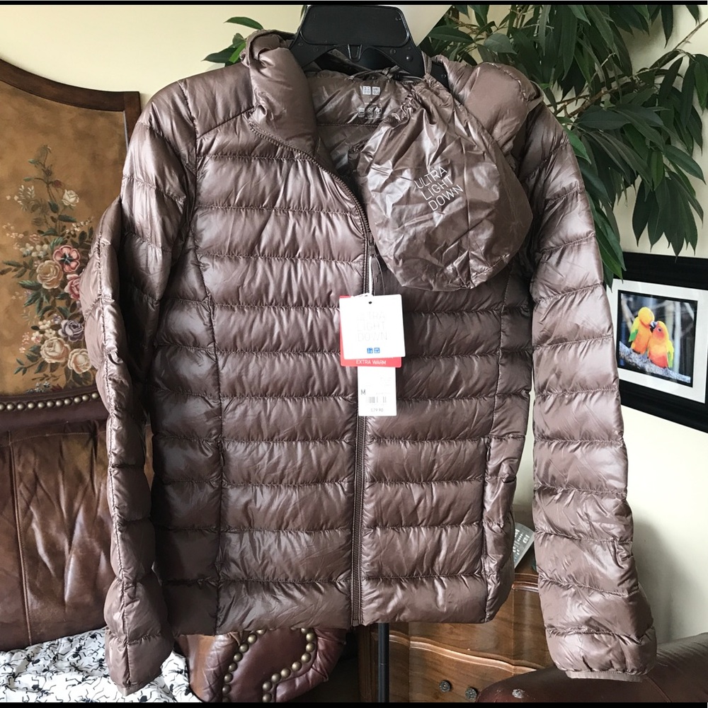 Uniqlo Ultra Light Hooded Down Jacket Brown Small